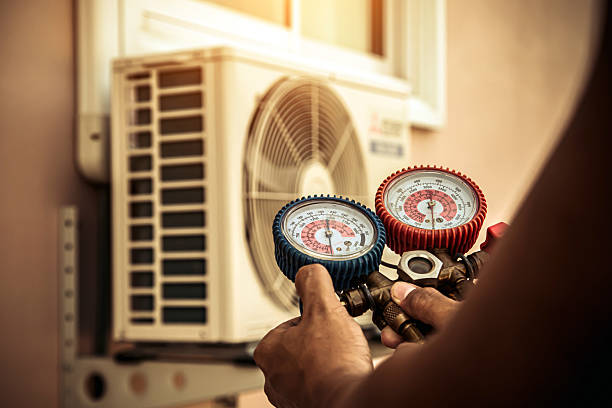 Professional Hvac technician working in Blackfoot, ID